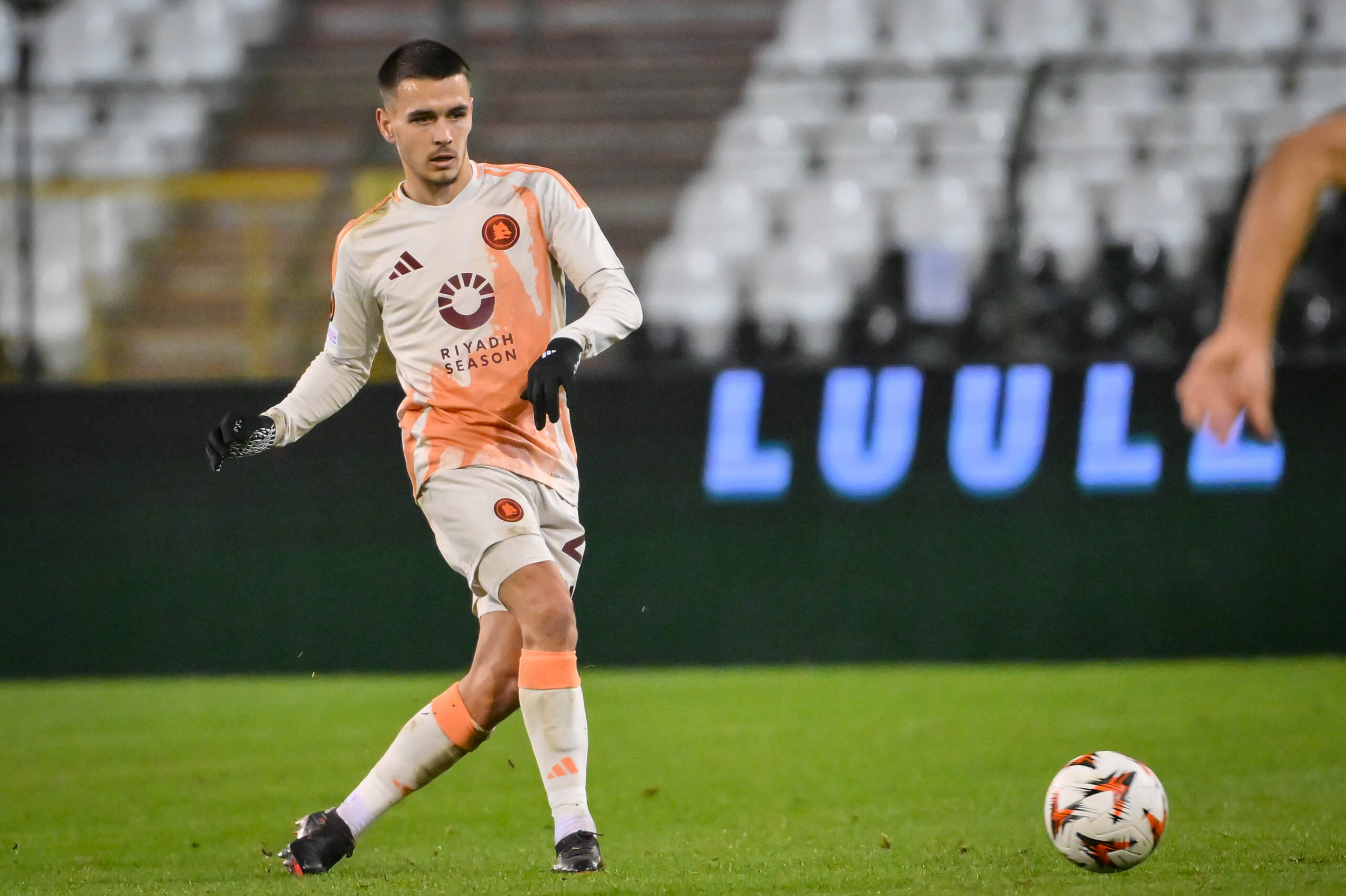 Enzo Le Fée, centrocampista della Roma