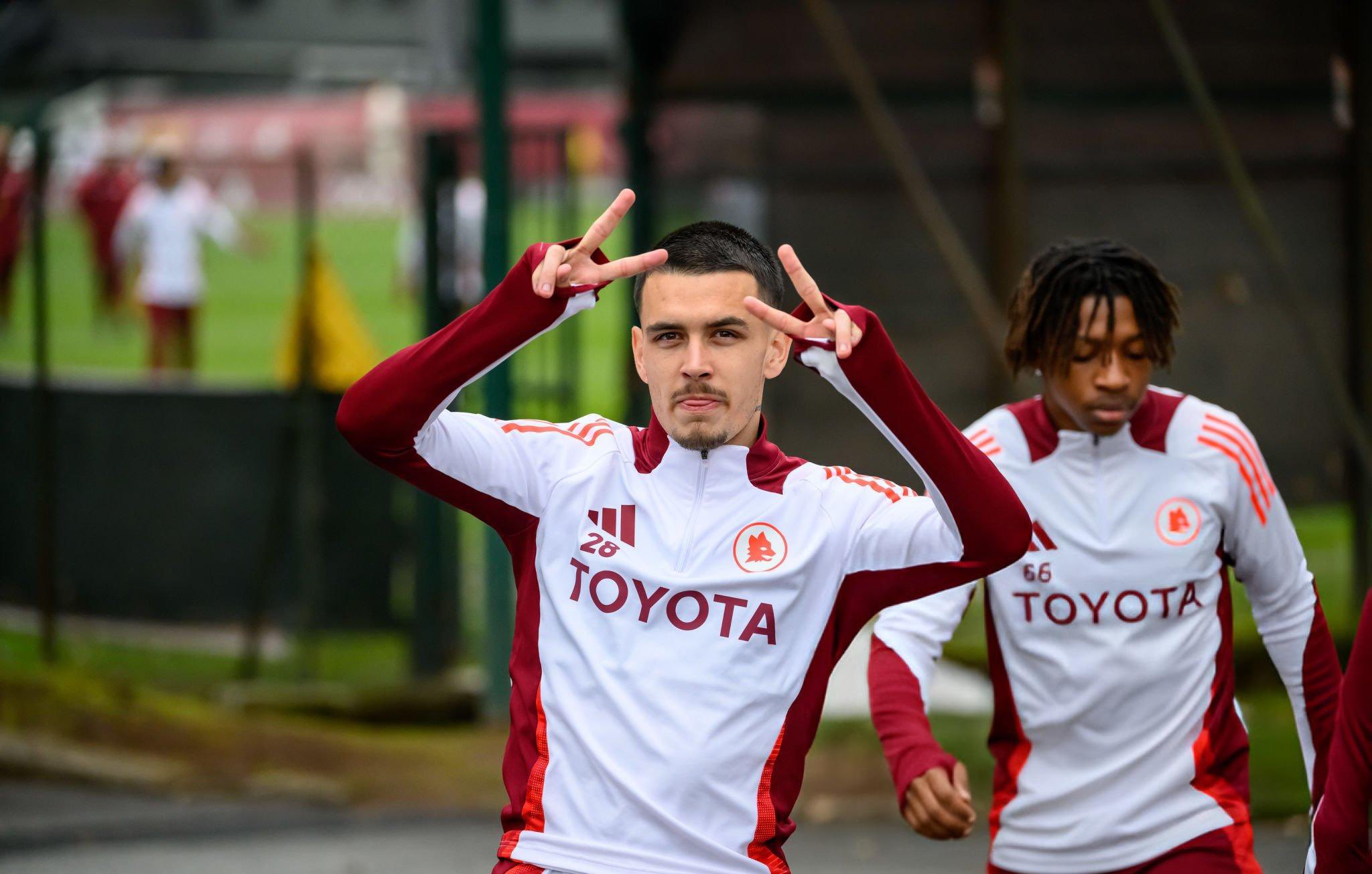 Enzo Le Fée, centrocampista della Roma (foto x Roma)