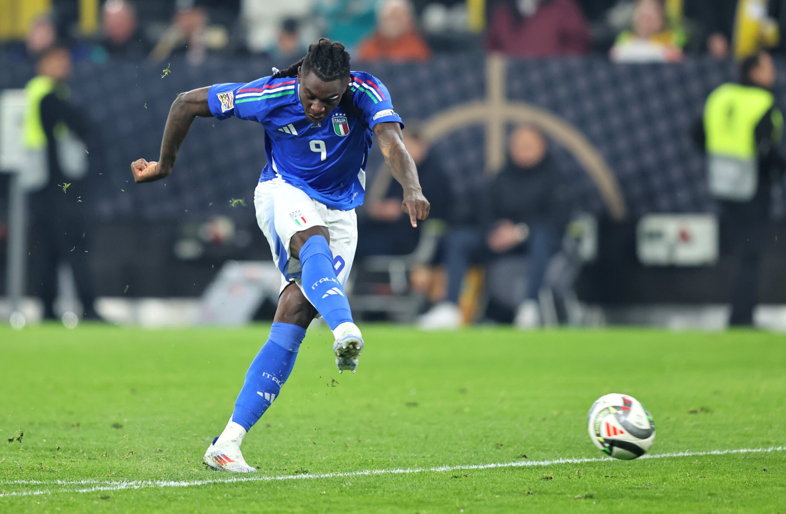 Moise Kean, attaccante della Fiorentina (foto X UEFA)