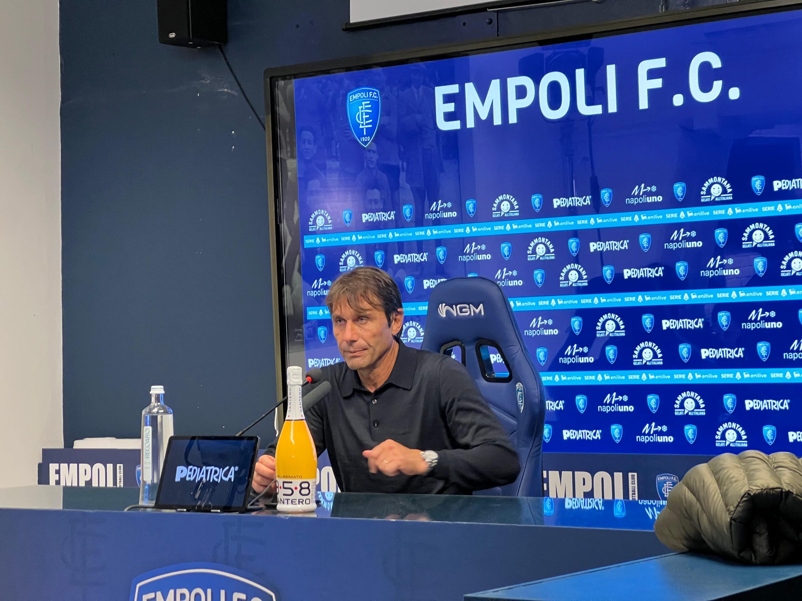 Antonio Conte in conferenza stampa ad Empoli