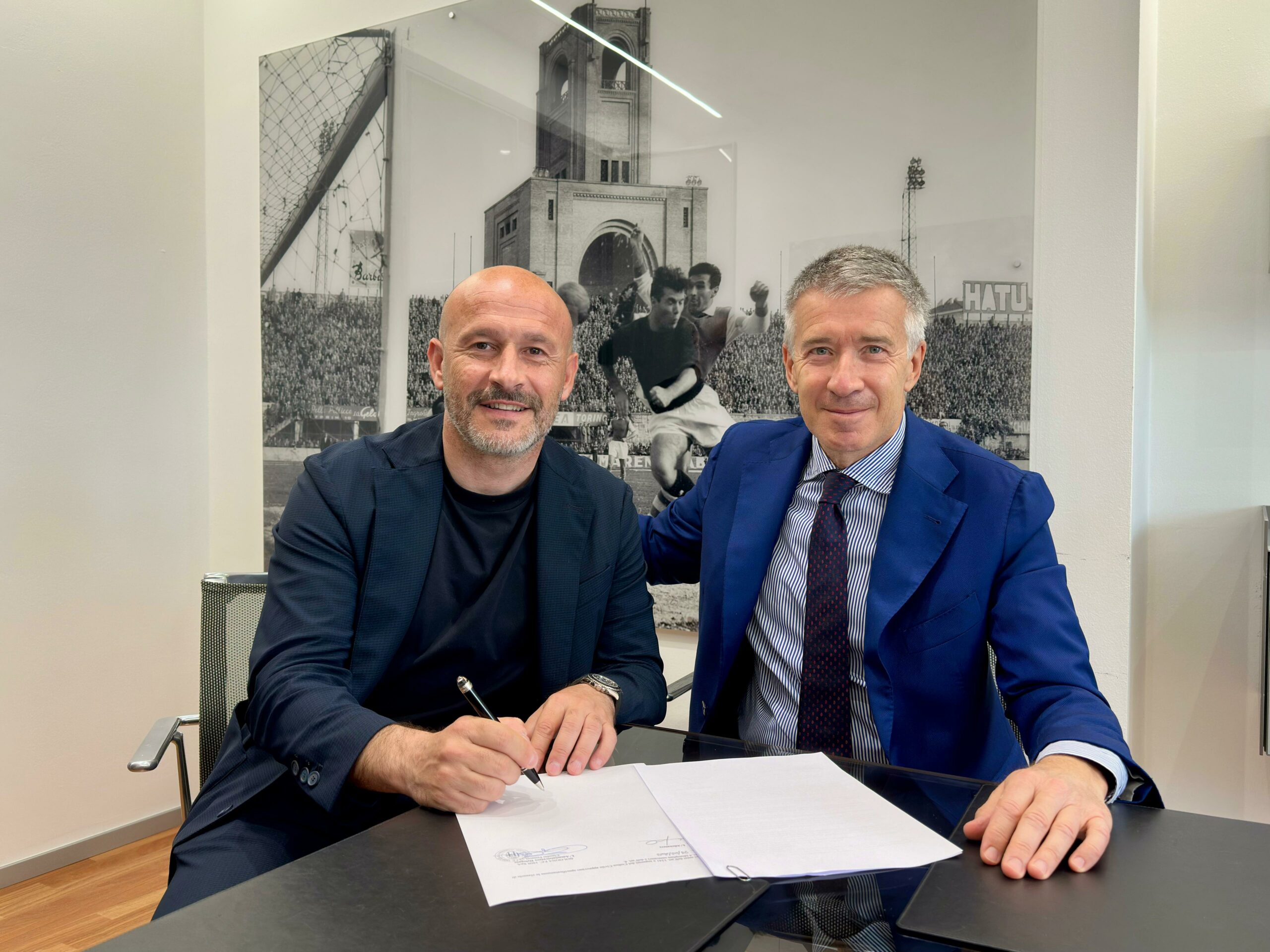 Italiano rinnova con il Bologna (foto Bologna)