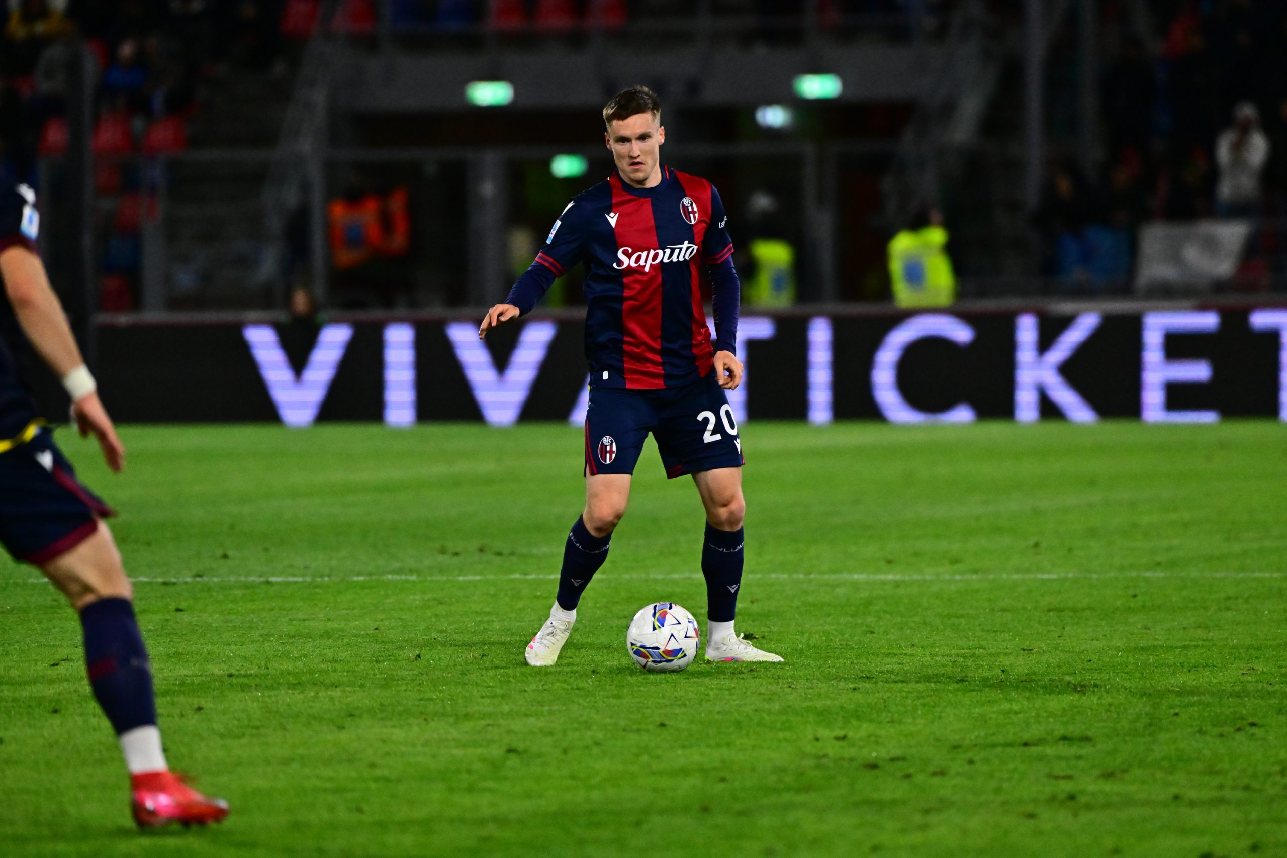 Michel Aebischer, centrocampista del Bologna che piace al Pisa (foto Bologna)