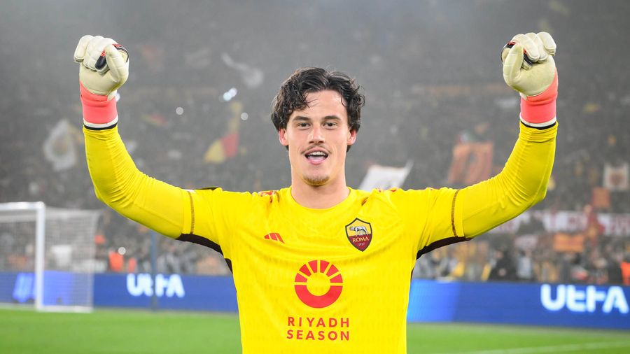 Mile Svilar, portiere della Roma (foto AS Roma)