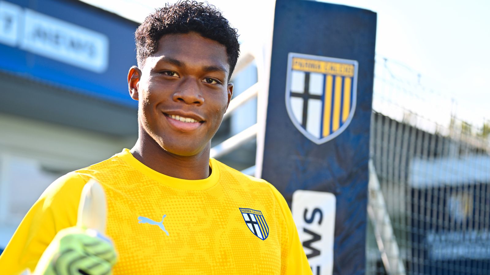 Zion Suzuki, portiere del Parma (foto Parma)
