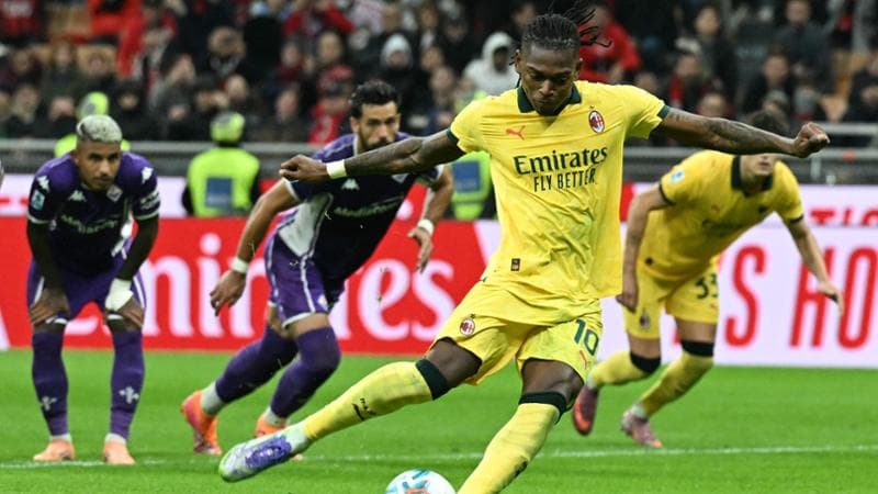 Leao Milan Fiorentina