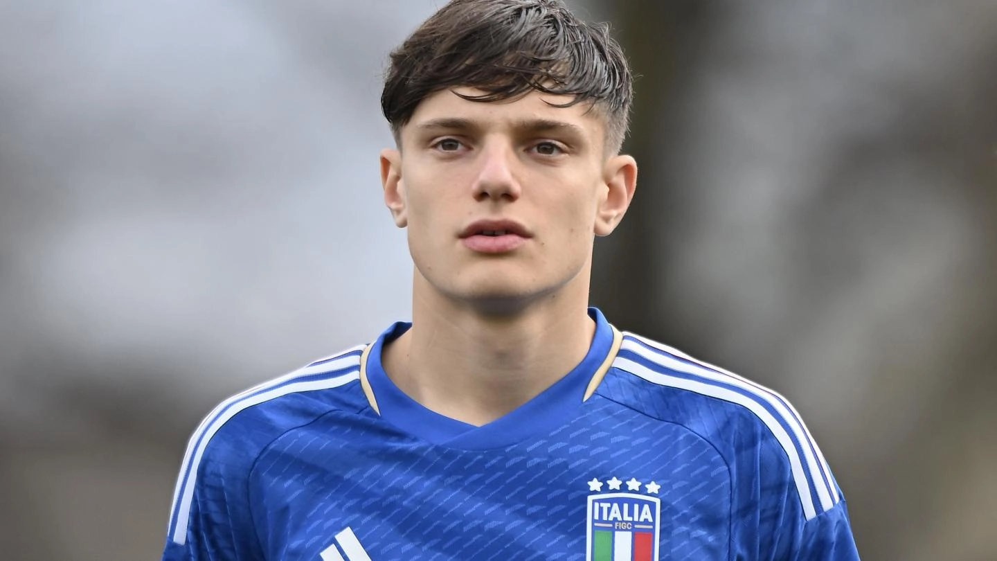 Giovanni Leoni, futuro pilastro della nazionale italiana.